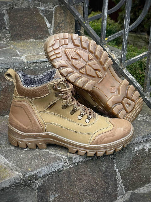 Тактичні черевики Фрегат на мембрані / койот