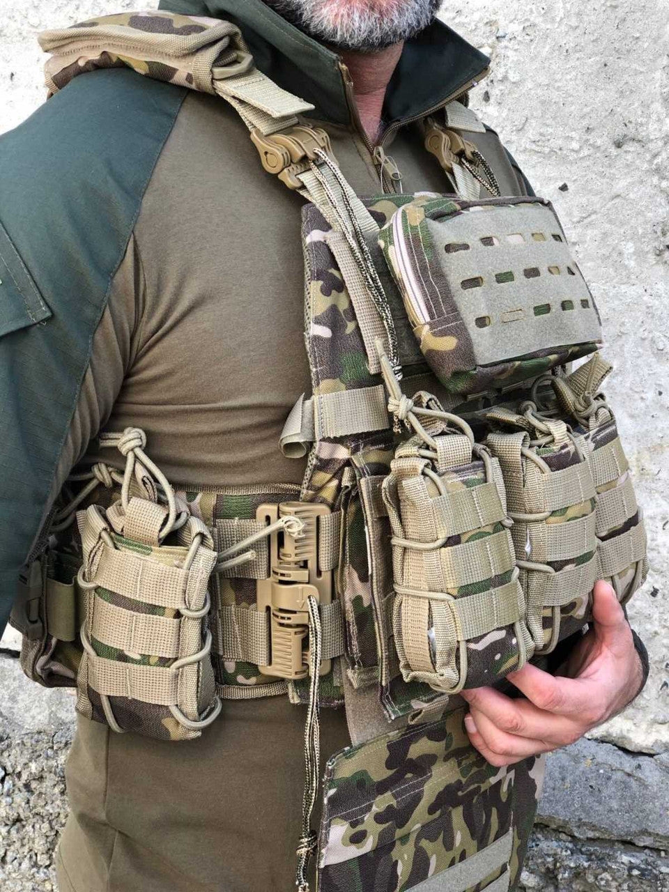 Плитоноска, розвантажувальний жилет ISIK Multicam на 4 точки скидання, 7 підсумків, мультикам