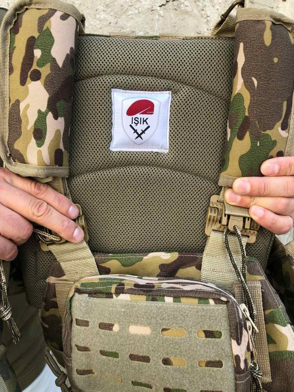 Плитоноска, розвантажувальний жилет ISIK Multicam на 4 точки скидання, 7 підсумків, мультикам