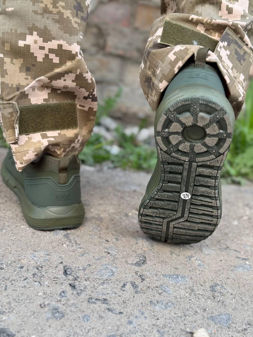 Літні тактичні кросівки 4.5.0 / олива